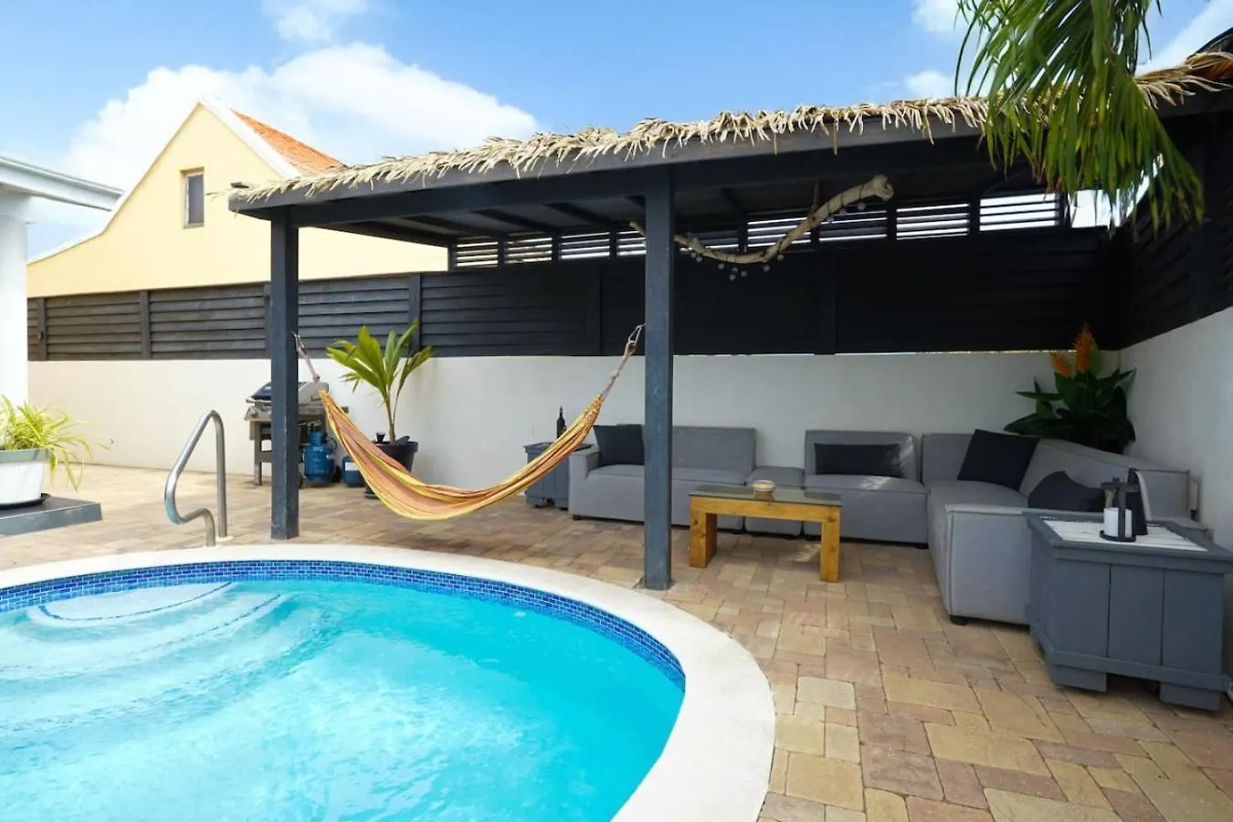New 3Br 2Ba Modern Clean Calbas Villa With Pool Oranjestad 0*,  Aruba